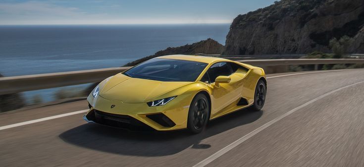 The $200K Supercars That Are Worth Every Penny: Huracan Evo RWD