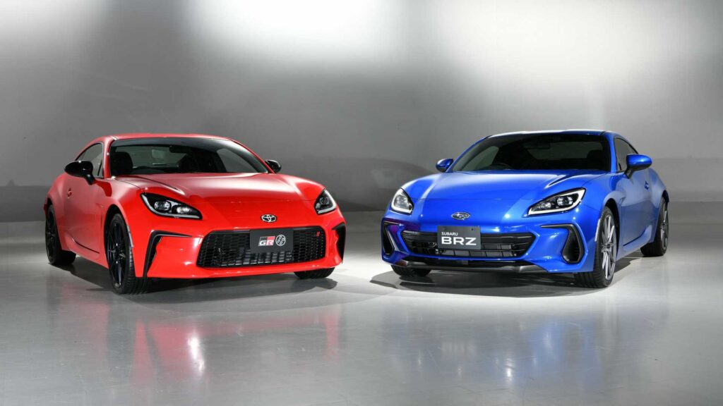 Latest Sports Cars With Rear-Wheel-Drive | Top 10: Totoya GT86 and Subaru BRZ