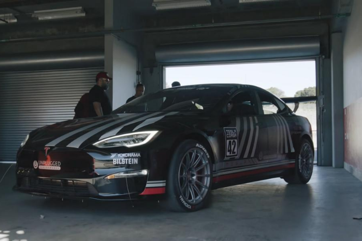 Tesla Model S Plaid by Unplugged Performance