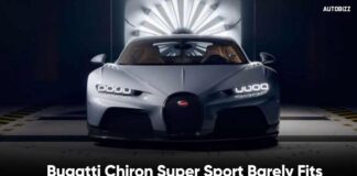 Bugatti Chiron Super Sport Barely Fits Into McDonald's Drive Thru