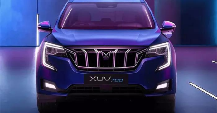Meet Mahindra XUV700 with Ceramic Coating and a Modified Interior
