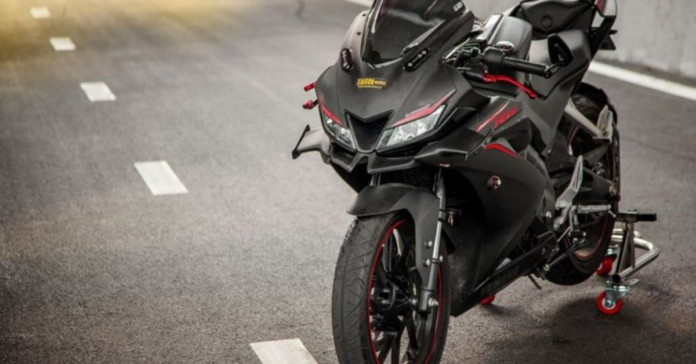 This is the best-ever modified Yamaha R15 V3 model.