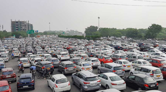 The Delhi-NCR Region May Ban Almost 1 Million Diesel Vehicles if the AQI rises to 450