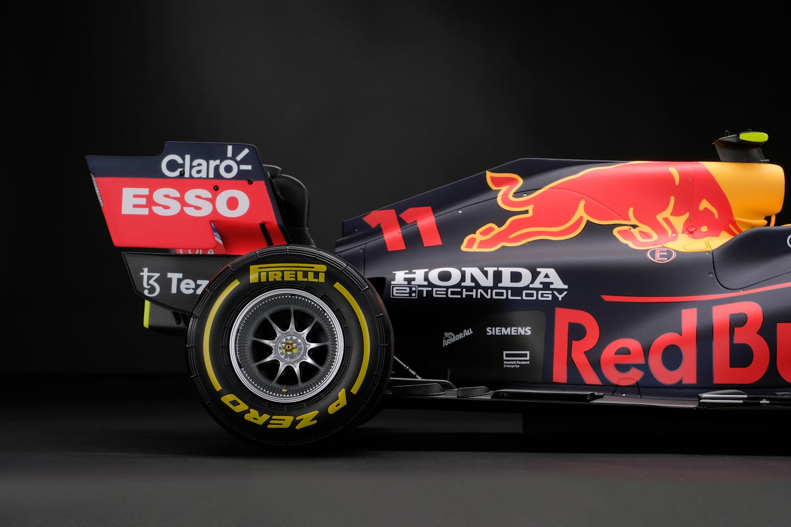 Now get Max Verstappen's winning Red Bull RB16B replica - AutoBizz