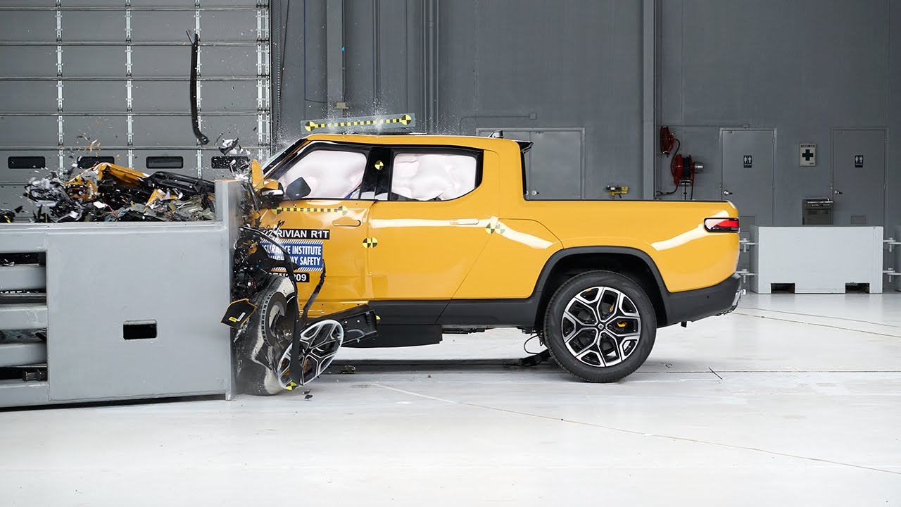 Rivian R1T Electric Pickup Truck Earns IIHS Top Safety Pick Plus Award